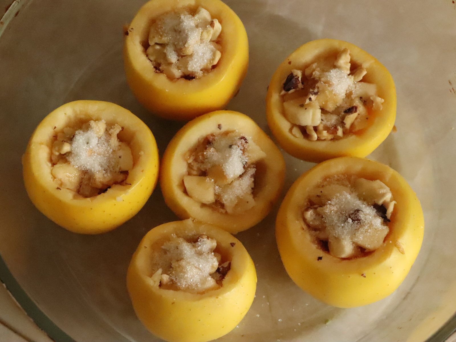 Step 3. Wash the apples, cut off the circle where the tail is and carefully cut out the. A vitamin burst