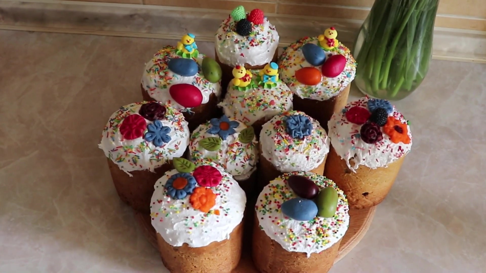 Soft airy Easter cakes that keep for a week