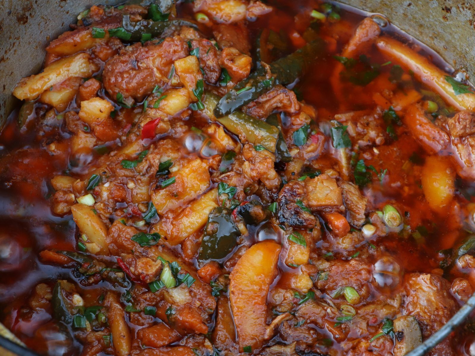 Step 9. When the meat has become soft, add carrots and cucumbers to it and boil for 5. Azu in a kazan
