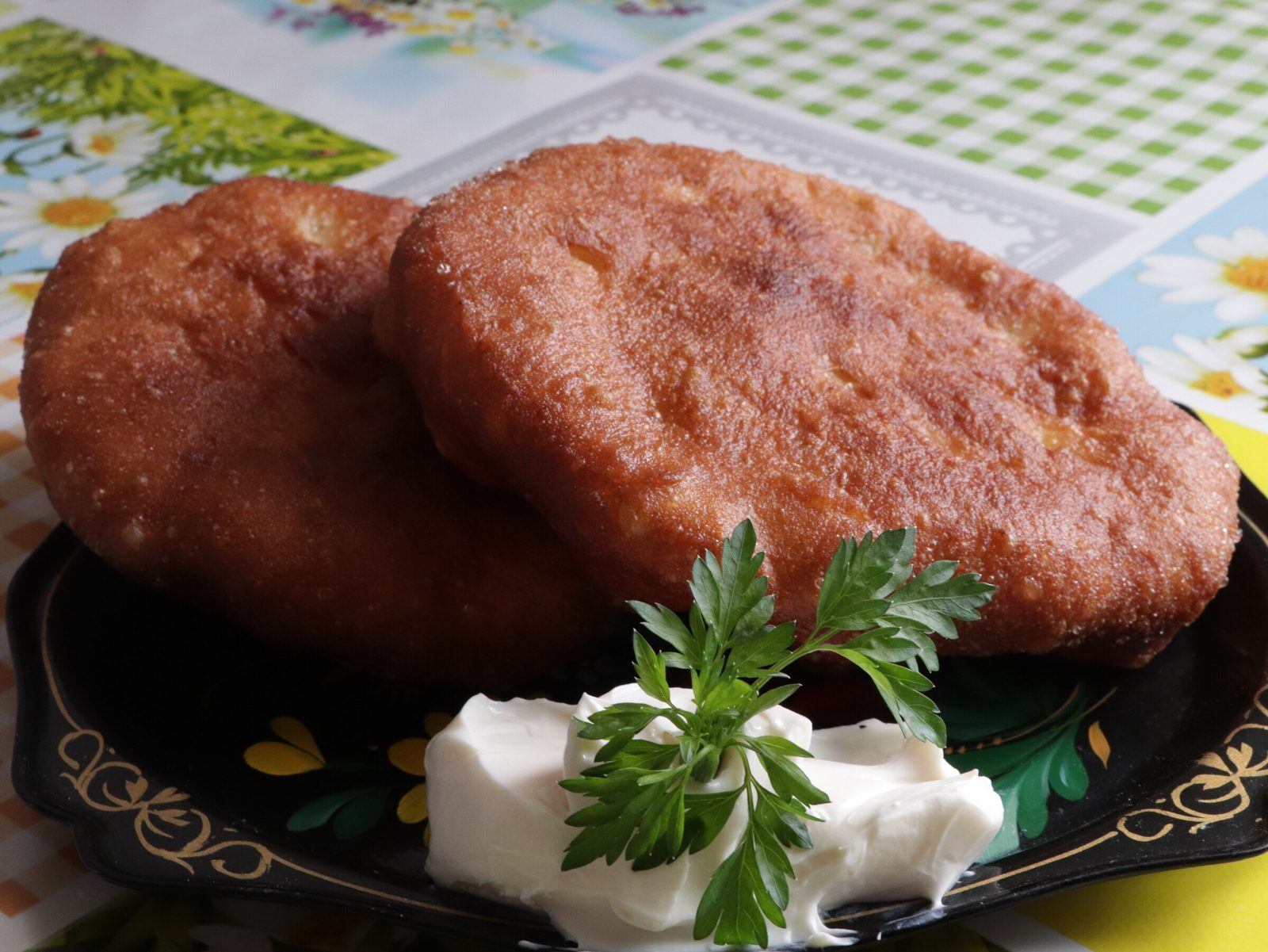 Belyashi (fried meat buns)
