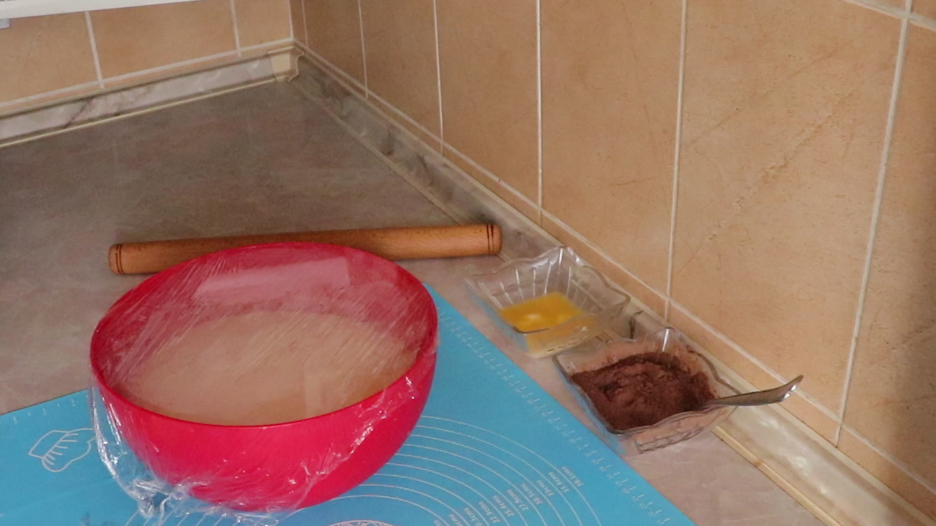 Step 2. Put the dough in an oiled bowl, cover with cling film and leave 1 hour, until. Cinnamon buns with mascarpone icing