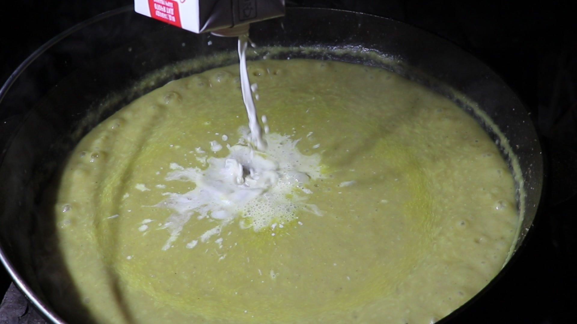 Step 11. The incredible rich taste of mushrooms, complemented by the softness of cream -. Cream of mushroom soup in a kazan