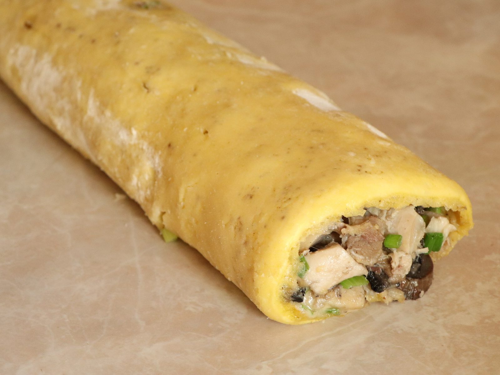 Step 7. Return to the oven 5 minutes so the cheese melts. Egg roll in 15 minutes