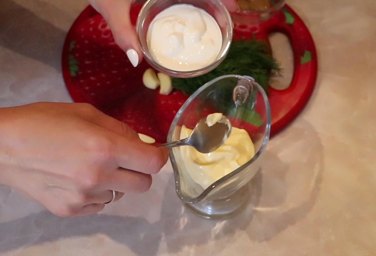 Step 6. Grate the garlic; add mustard. Golden potatoes in a roasting bag — 30
