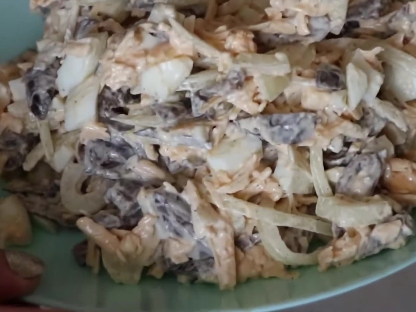 Heartbreaker. Delicious chicken heart salad