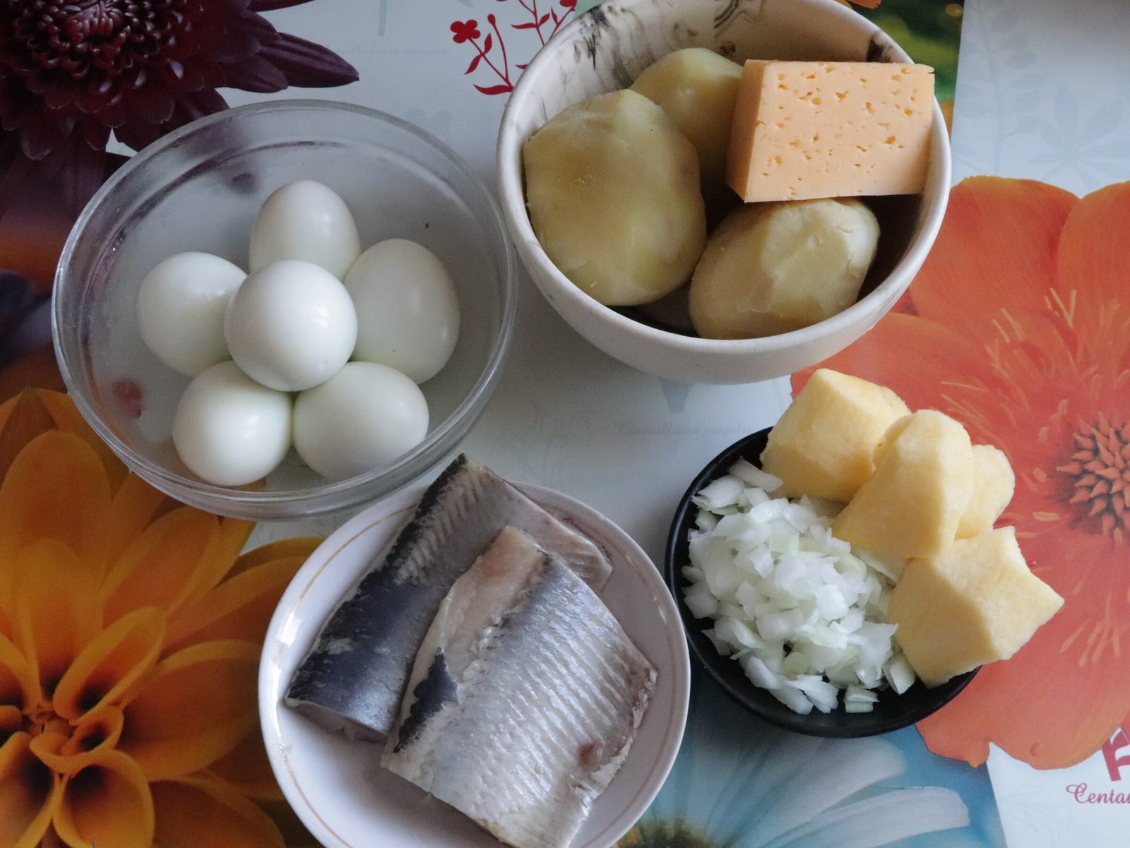 Step 1. Lemon juice Mayonnaise – 200 g. Herring under a white ‘coat’