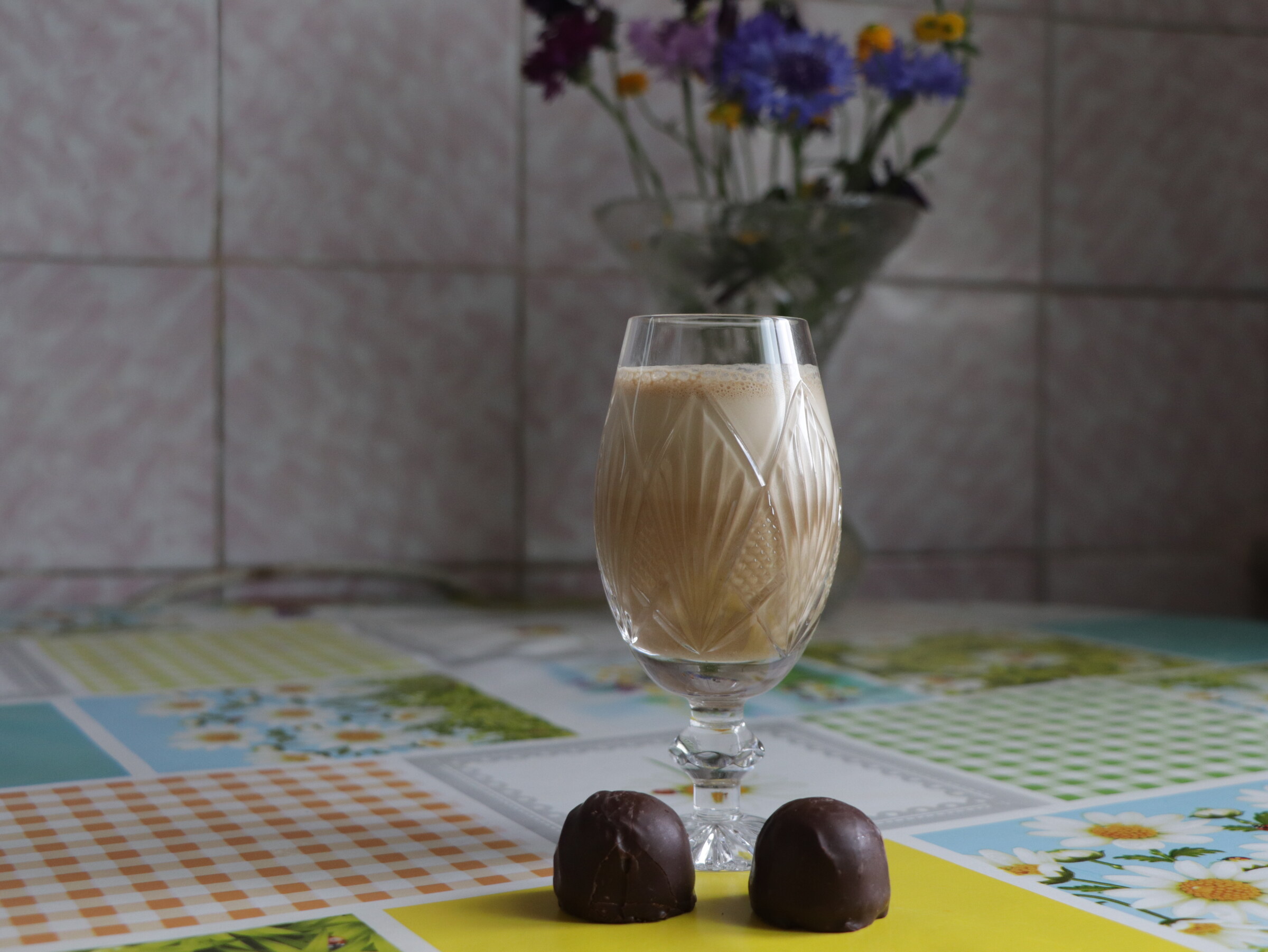 Step 2. To prepare this sweet alcoholic drink, we need a blender and the above. Homemade Baileys