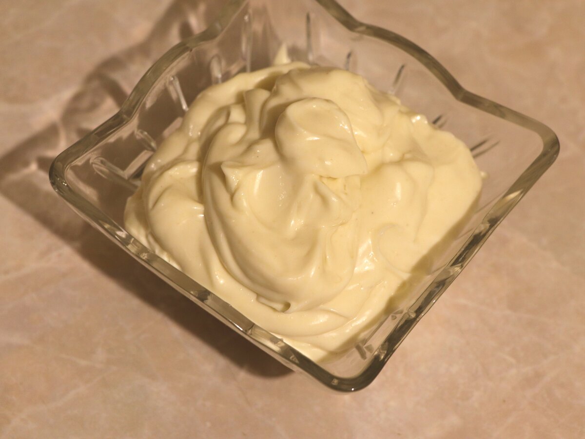 Homemade mayonnaise in five minutes