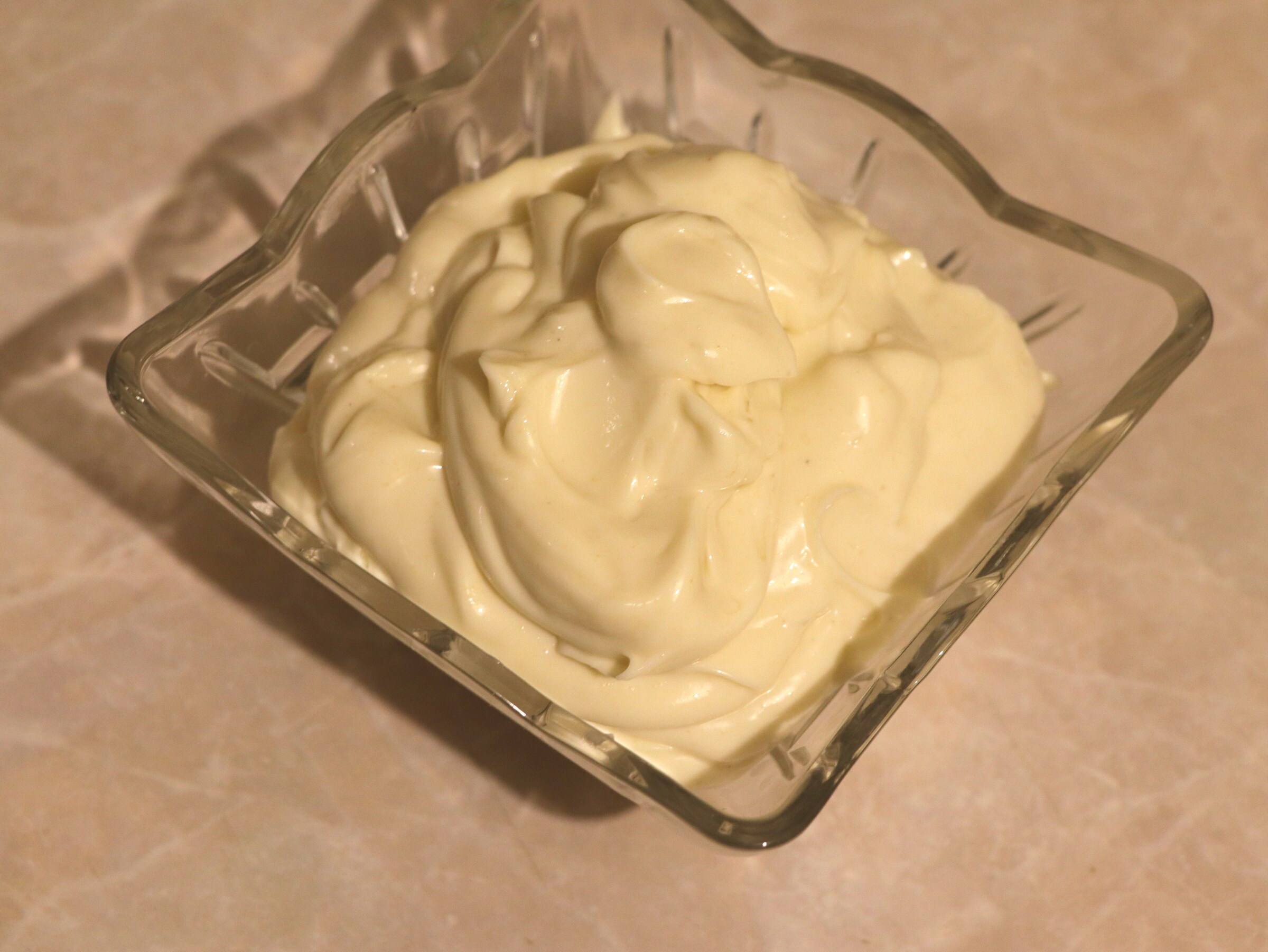 Homemade mayonnaise in five minutes
