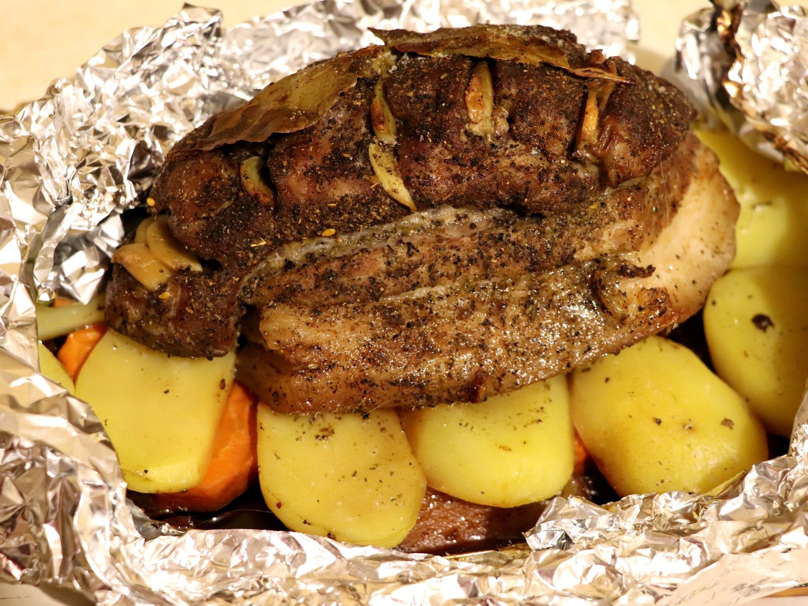 Step 1. To prepare delicious, juicy pork belly, the first step is to rinse it under. Juicy brisket on a bed of vegetables