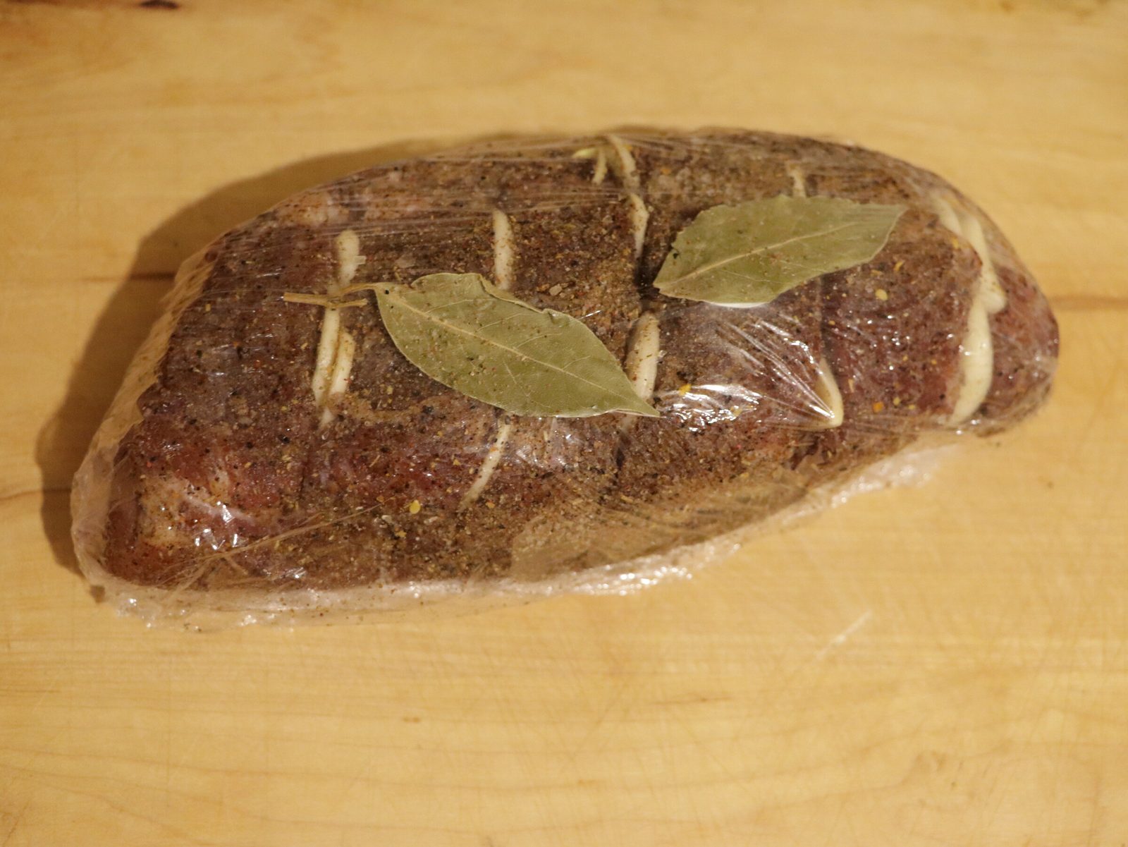 Step 3. We combine the spices together and rub the whole piece well with them. Juicy brisket on a bed of vegetables