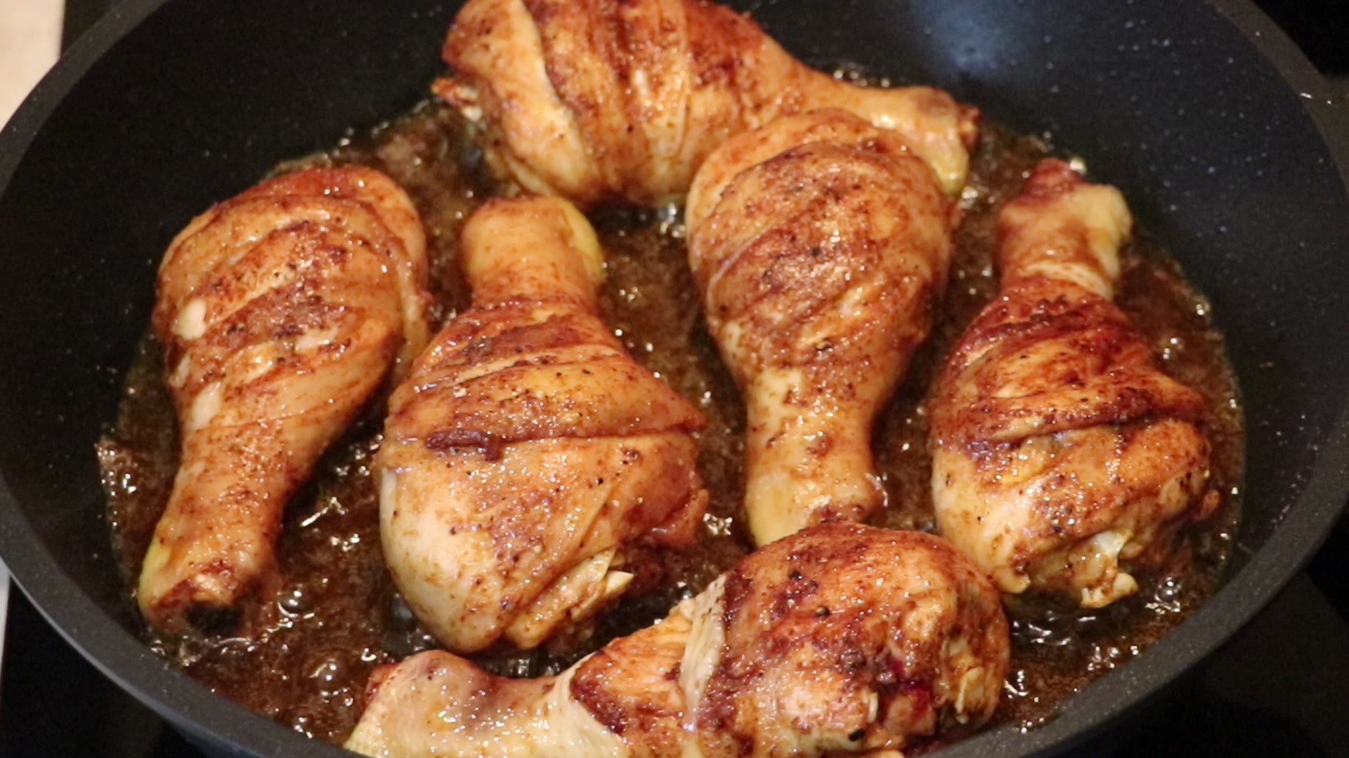 Step 2. Fry in hot sunflower oil until golden all over, turning 2–3 times so they don’t. Juicy chicken drumsticks in the pan