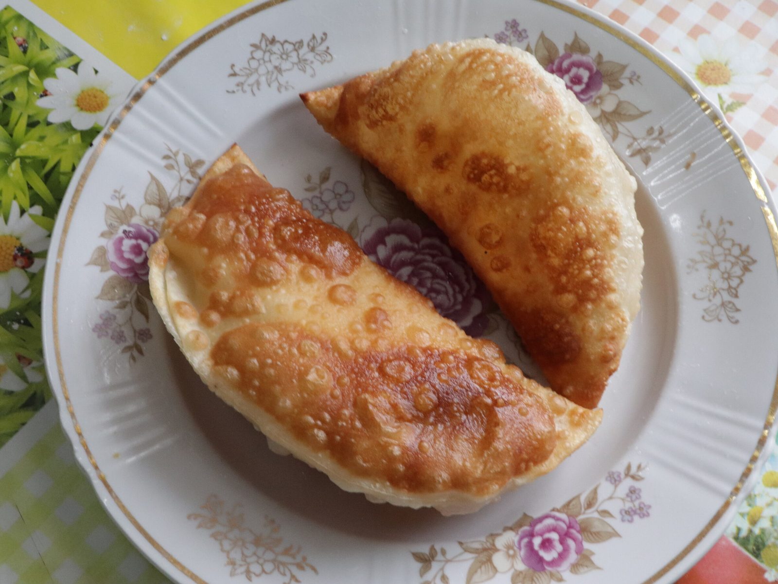 Juicy, crisp chebureki