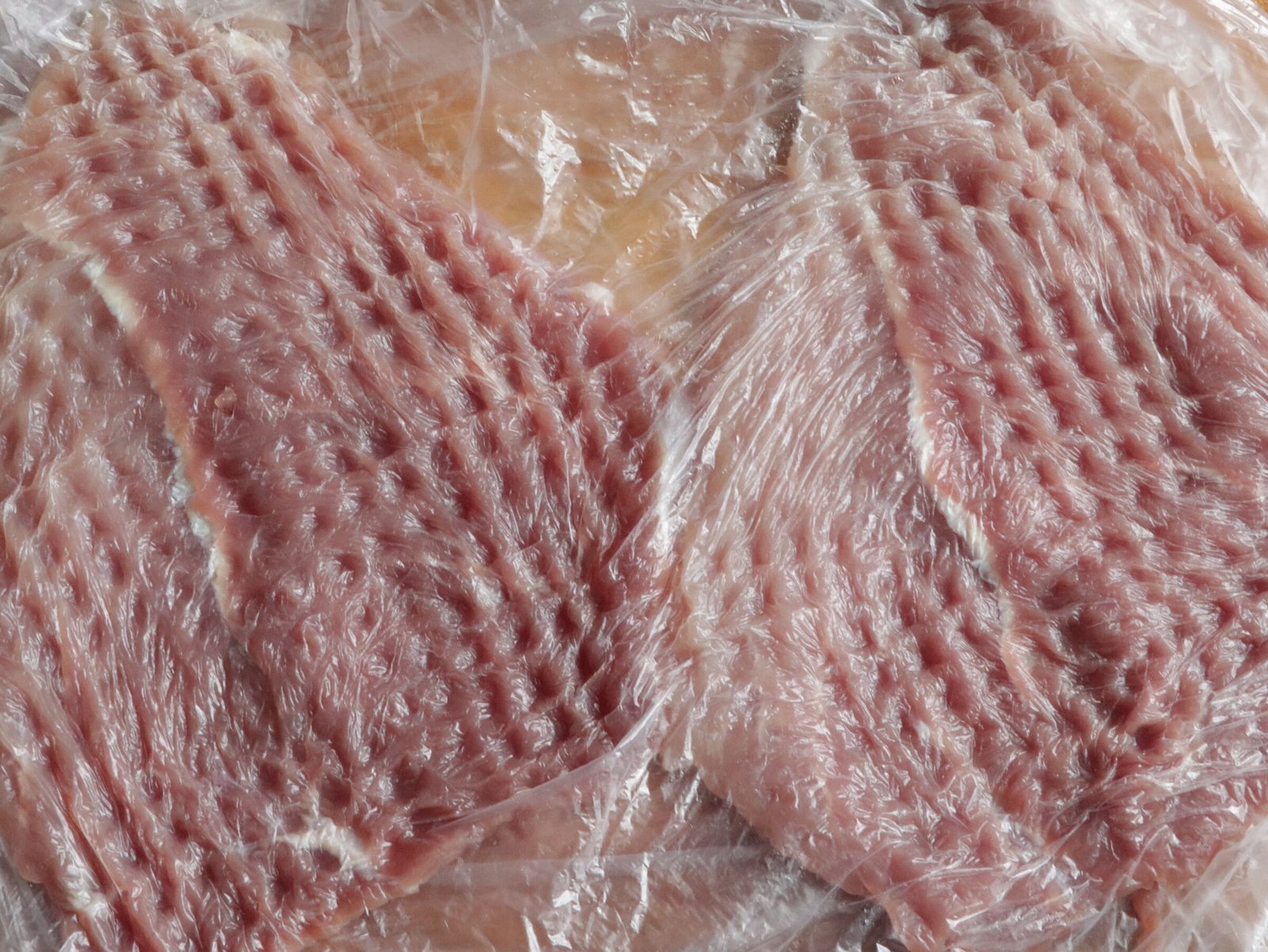 Step 2. Juicy chops can be prepared not only from entrecote, but also from any whole. Juicy pork steaks