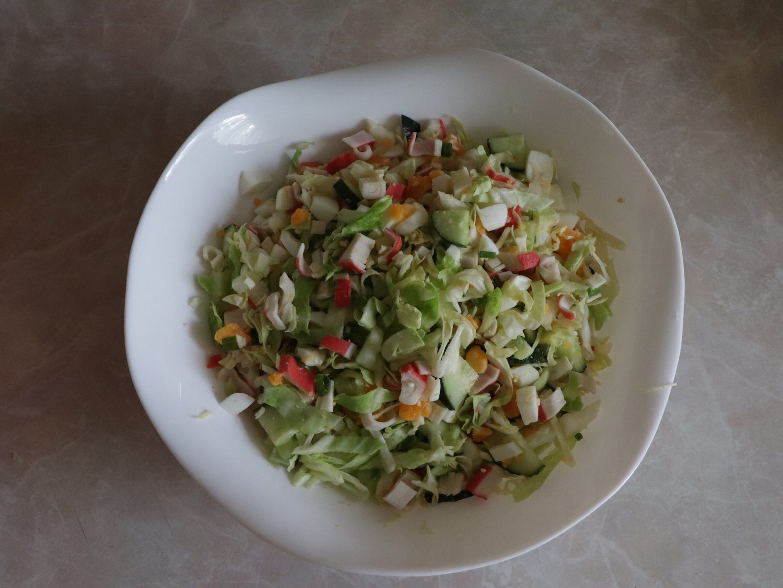 Step 3. When out of season, young cabbage can be replaced with Chinese or Savoy cabbage. ‘Lady’ salad