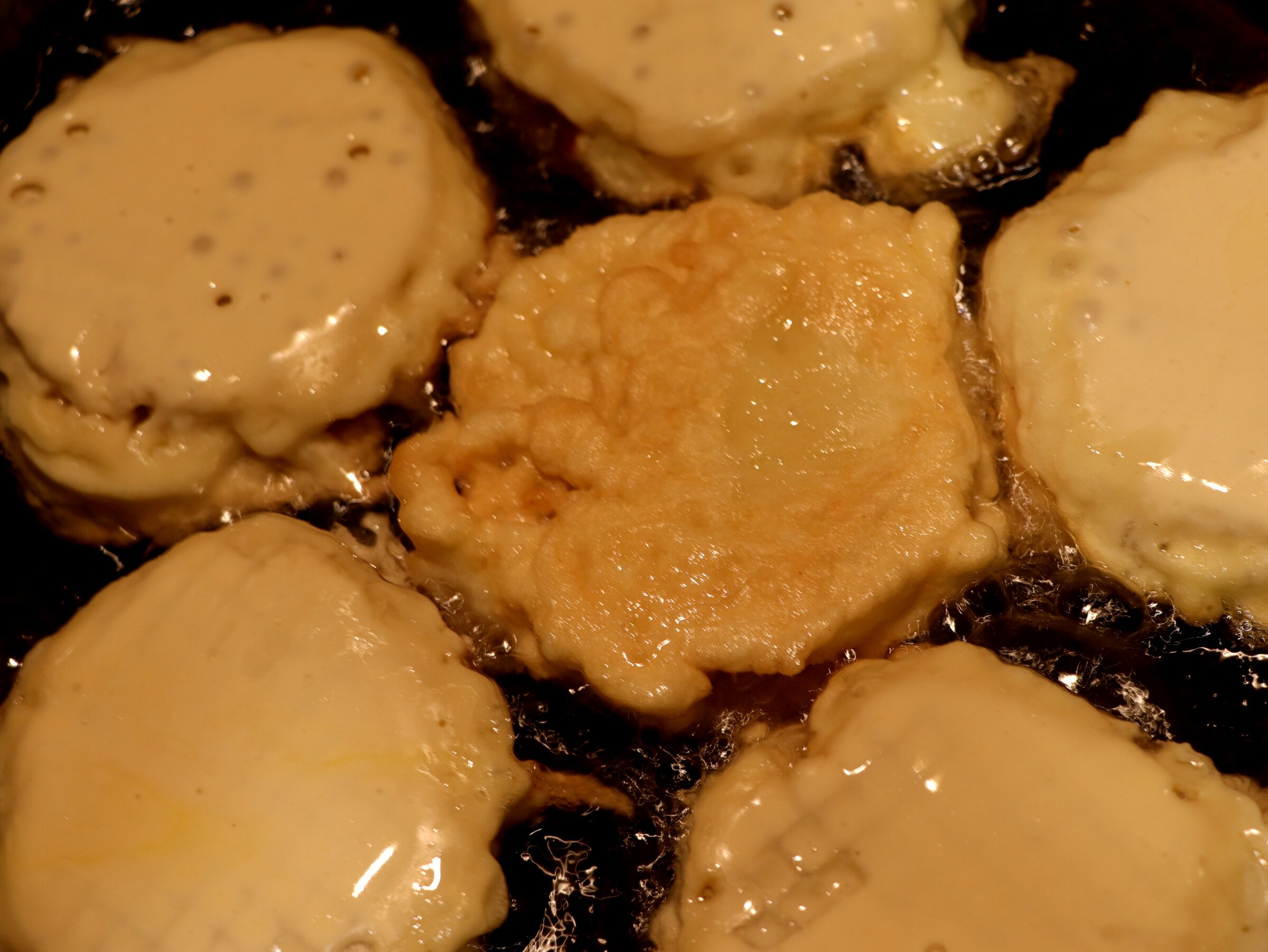 Step 3. We take regular waffle cakes, you can buy them in any store. Lazy chebureki — no rolling pin