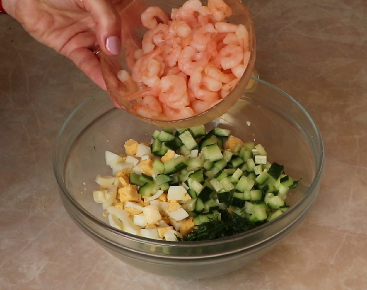 Step 5. Add shrimp to the chopped ingredients, season with mayonnaise and add salt and. Light summer prawn salad