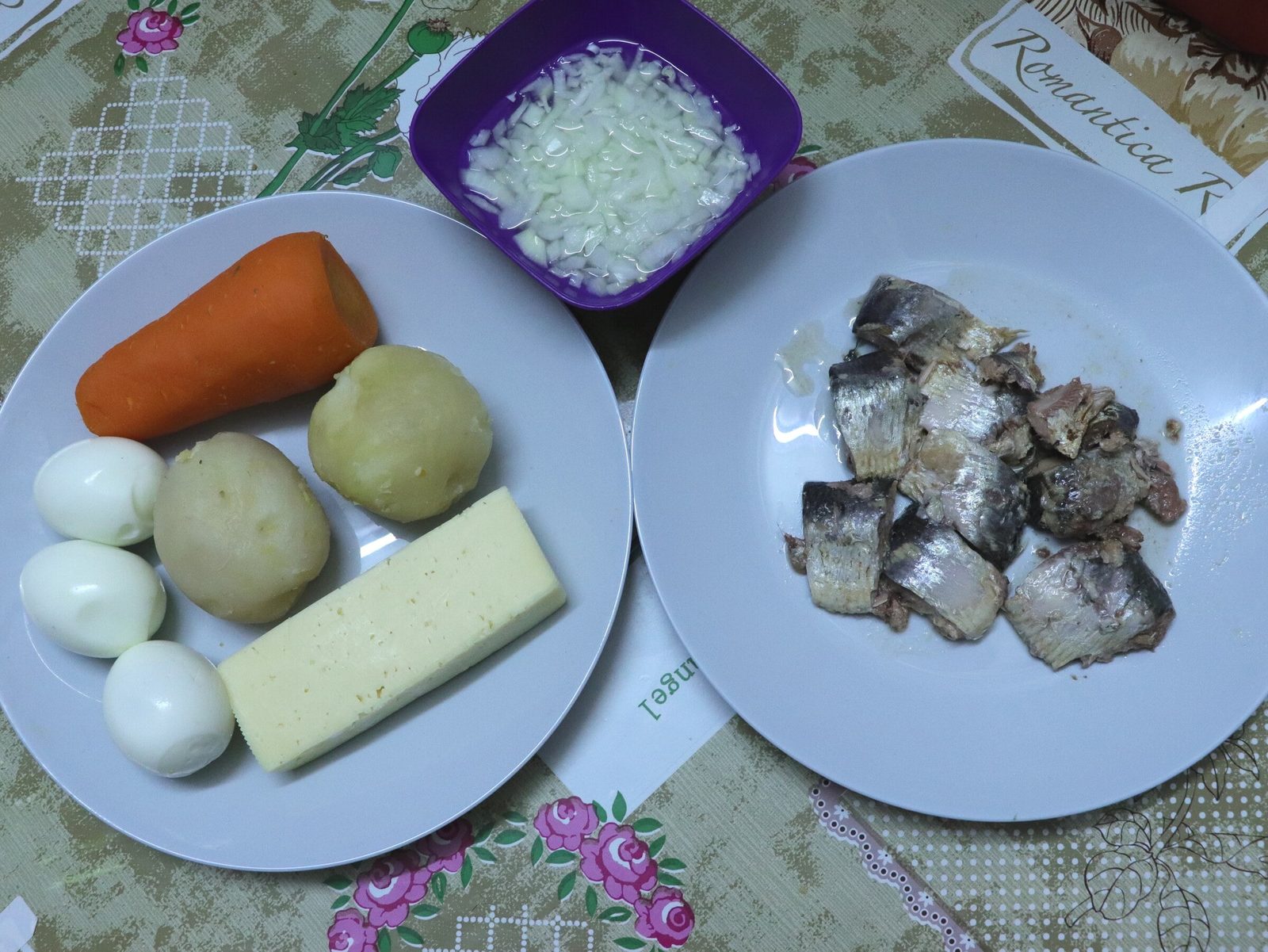 Step 1. To prepare this salad, boil eggs, potatoes and carrots until tender and peel. Mimosa salad with tinned fish