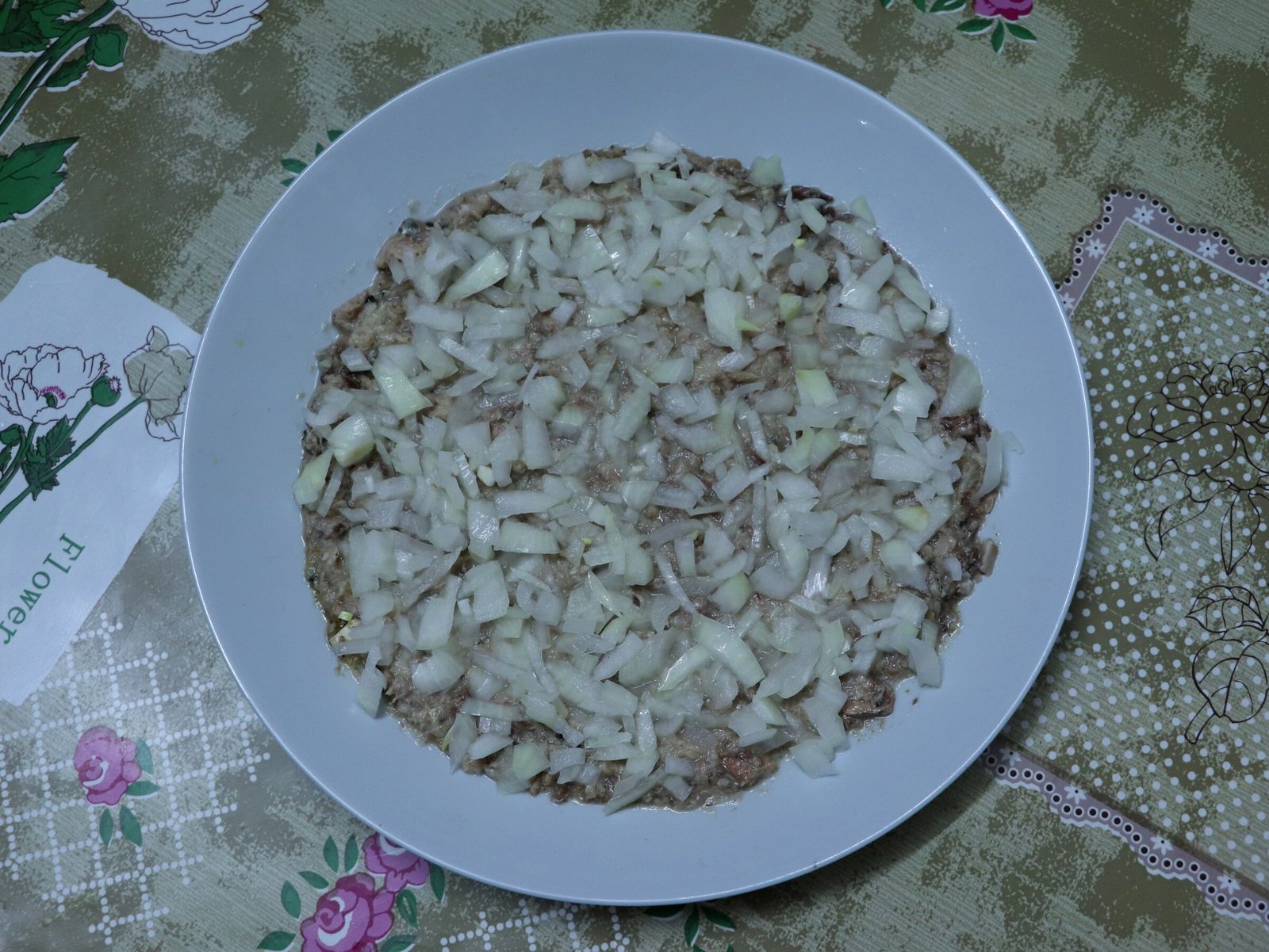 Step 3. For this salad, you can use sardine in oil or mackerel in oil - they are. Mimosa salad with tinned fish