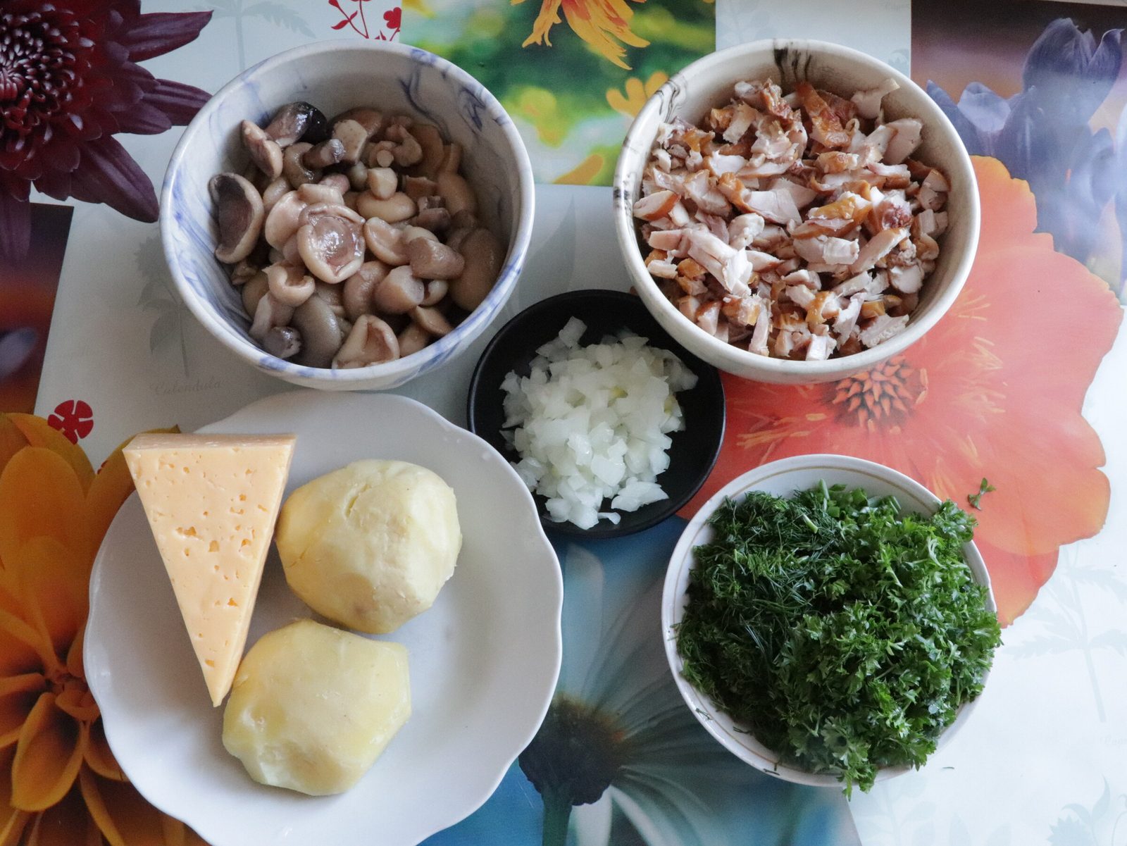Step 2. First, let's prepare all the ingredients. Mushroom ‘stump’ salad