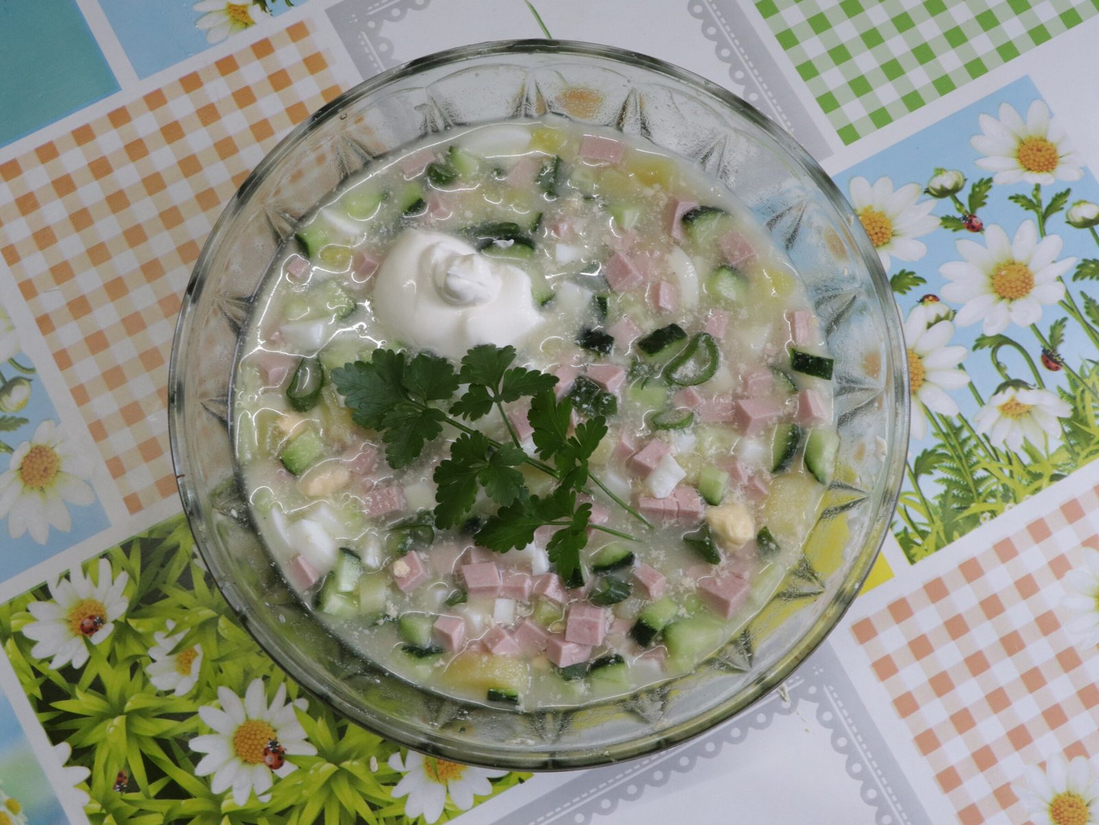 Okroshka on sparkling water