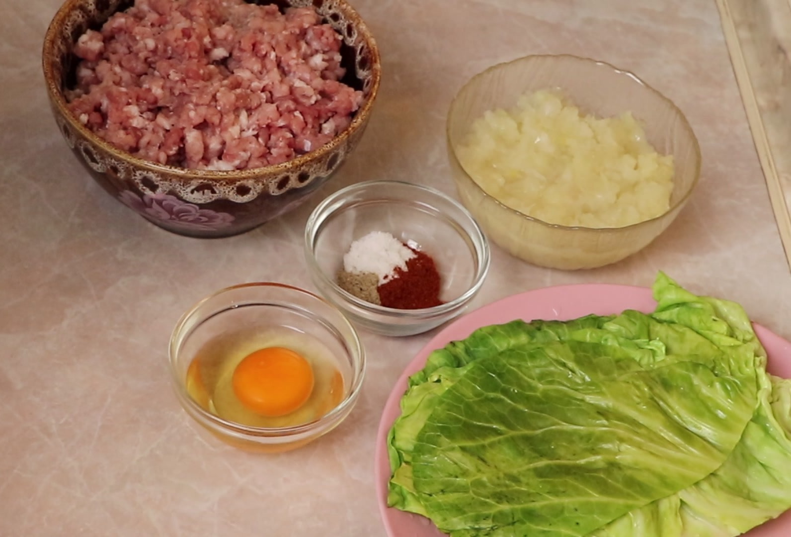 Step 4. Add tomato juice. Oven rissoles — no frying