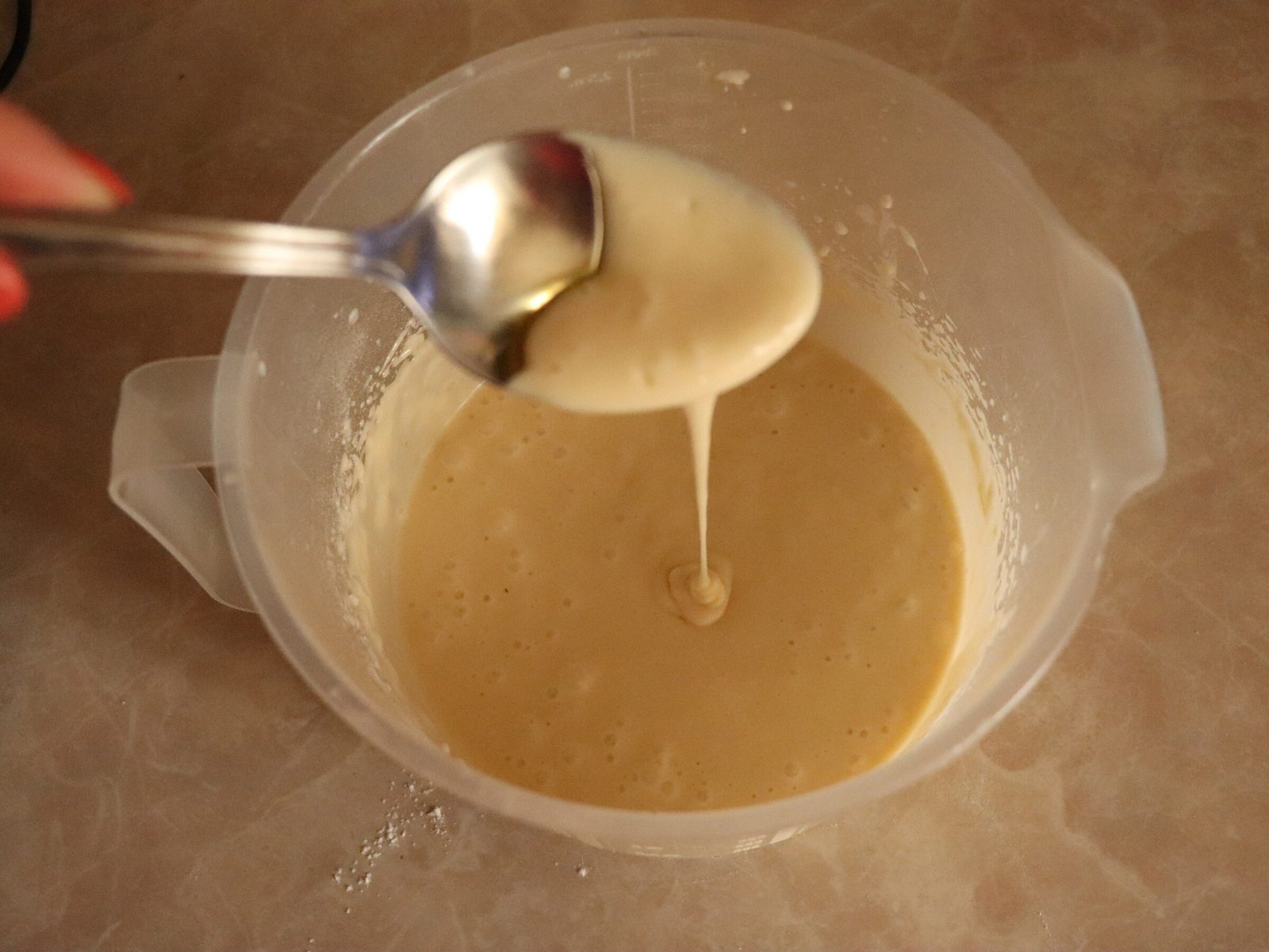 Step 4. Heat a frying pan with a thick bottom and non-stick coating. Pancakes (American-style)