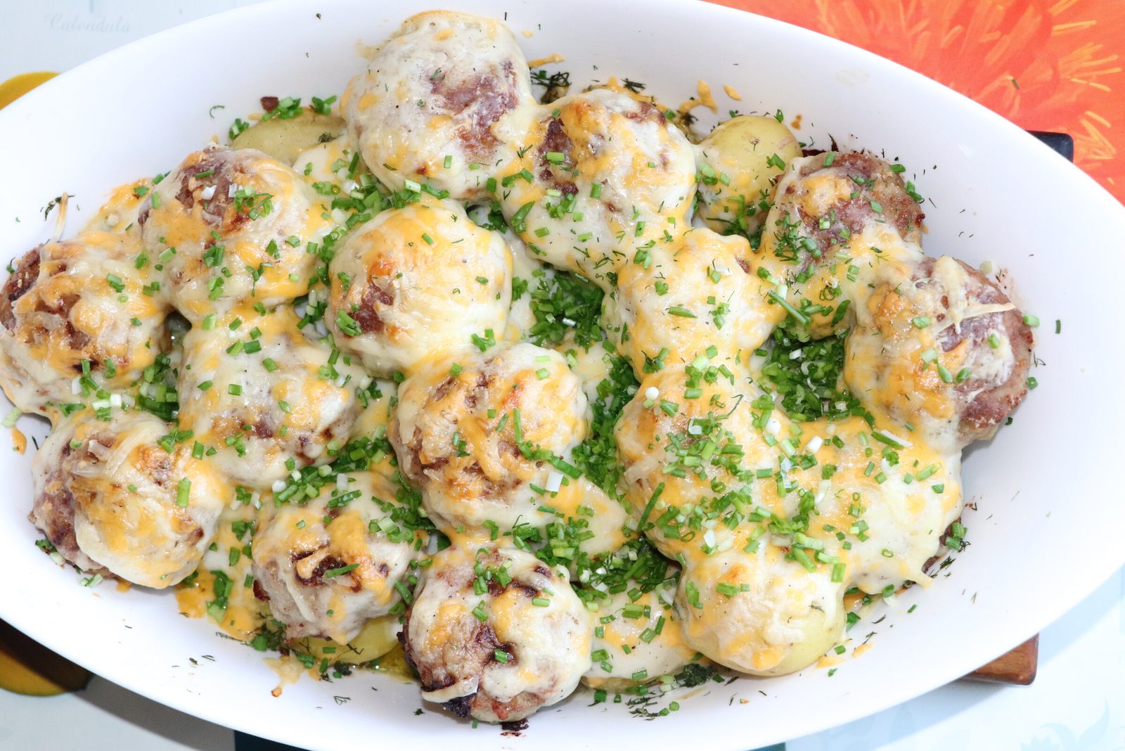 Potato bake with béchamel
