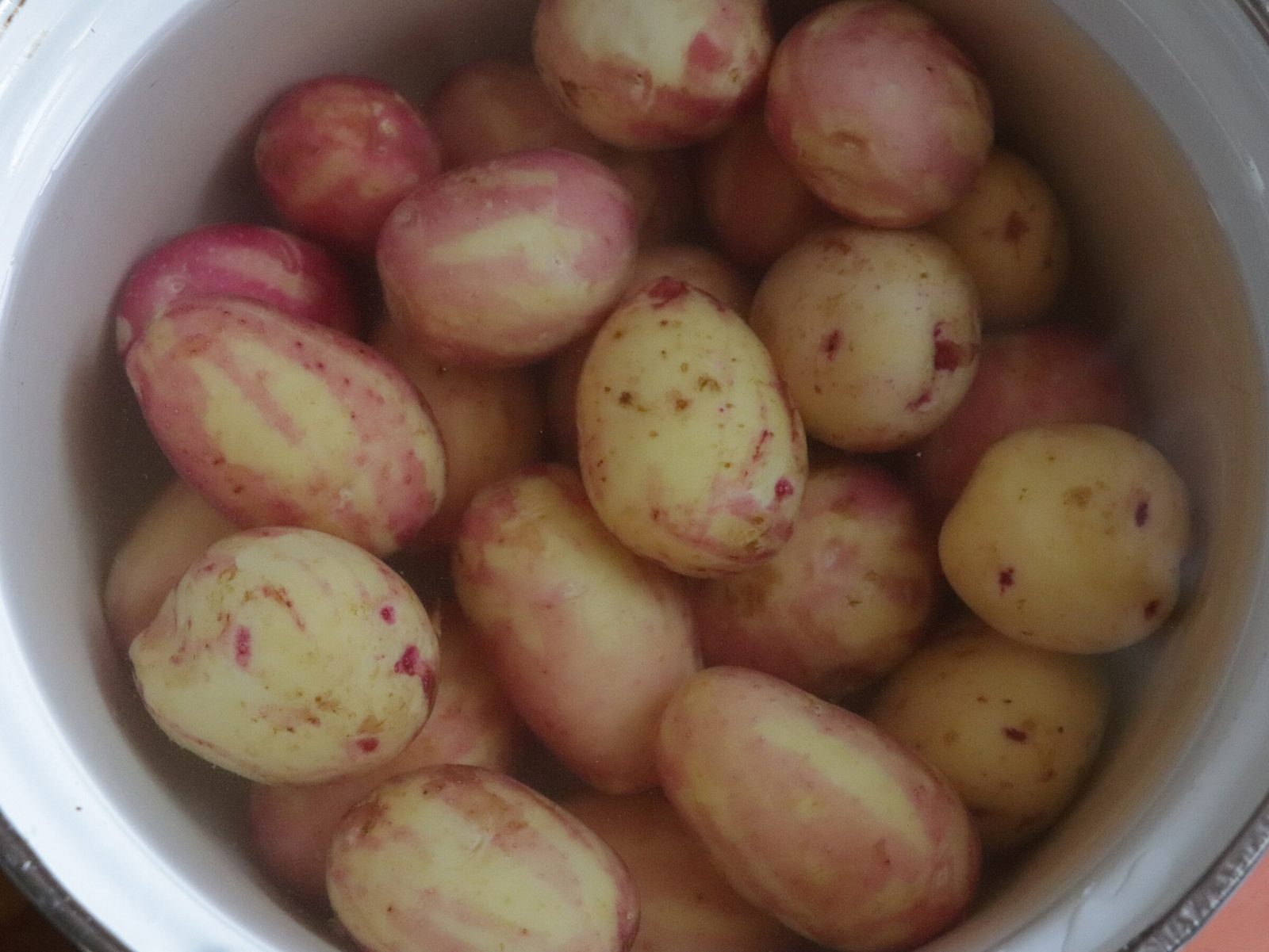 Step 2. To prepare this dish, you need to add chopped onion, salt, pepper, chicken egg,. Potato bake with béchamel