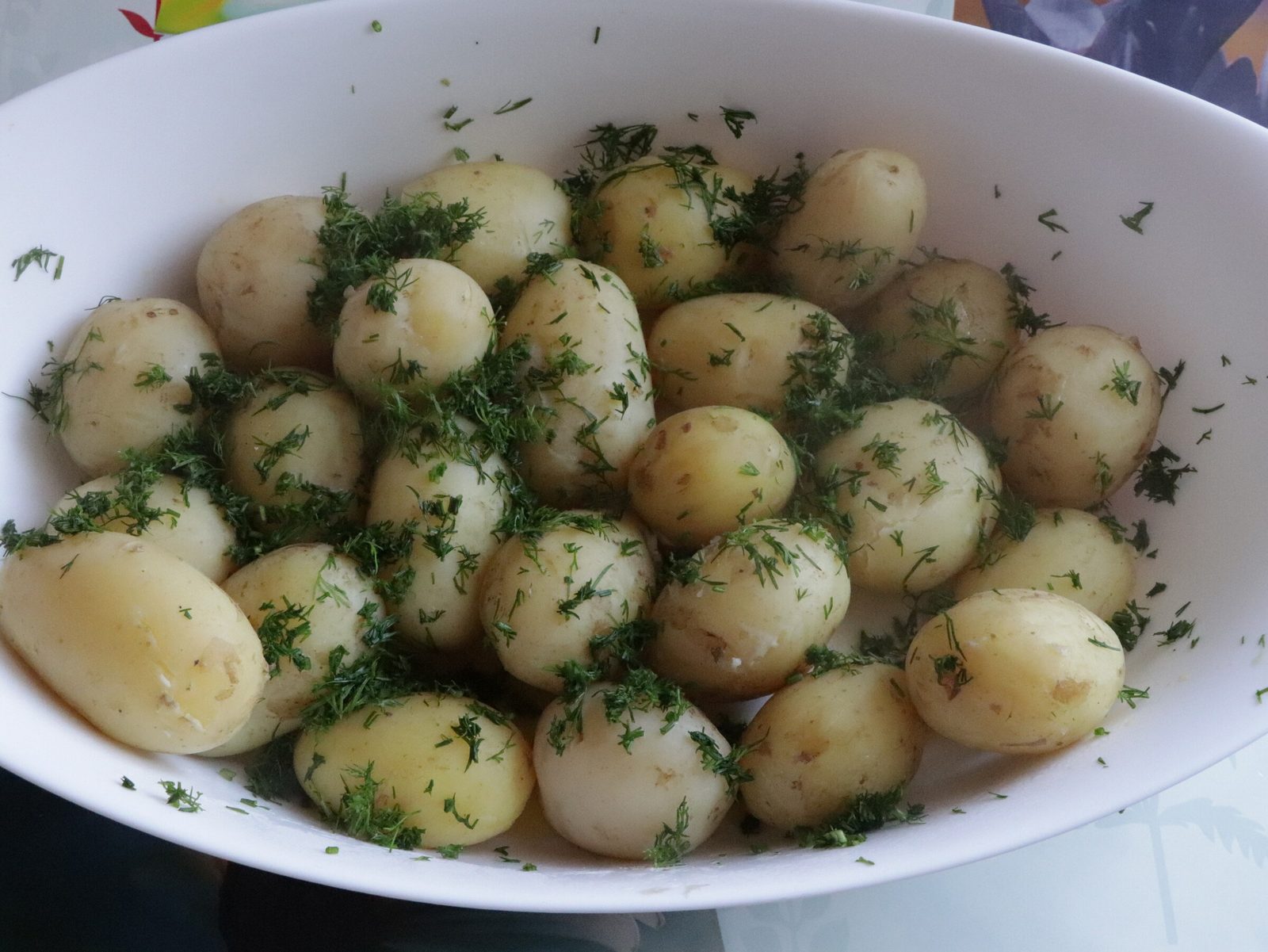 Step 5. Prepare the sauce. Potato bake with béchamel