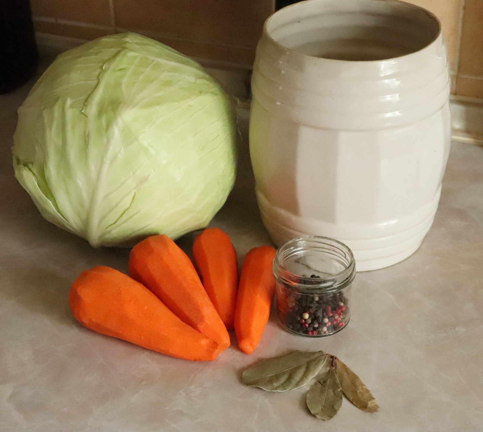 Step 1. Bay leaves — 2. Sauerkraut