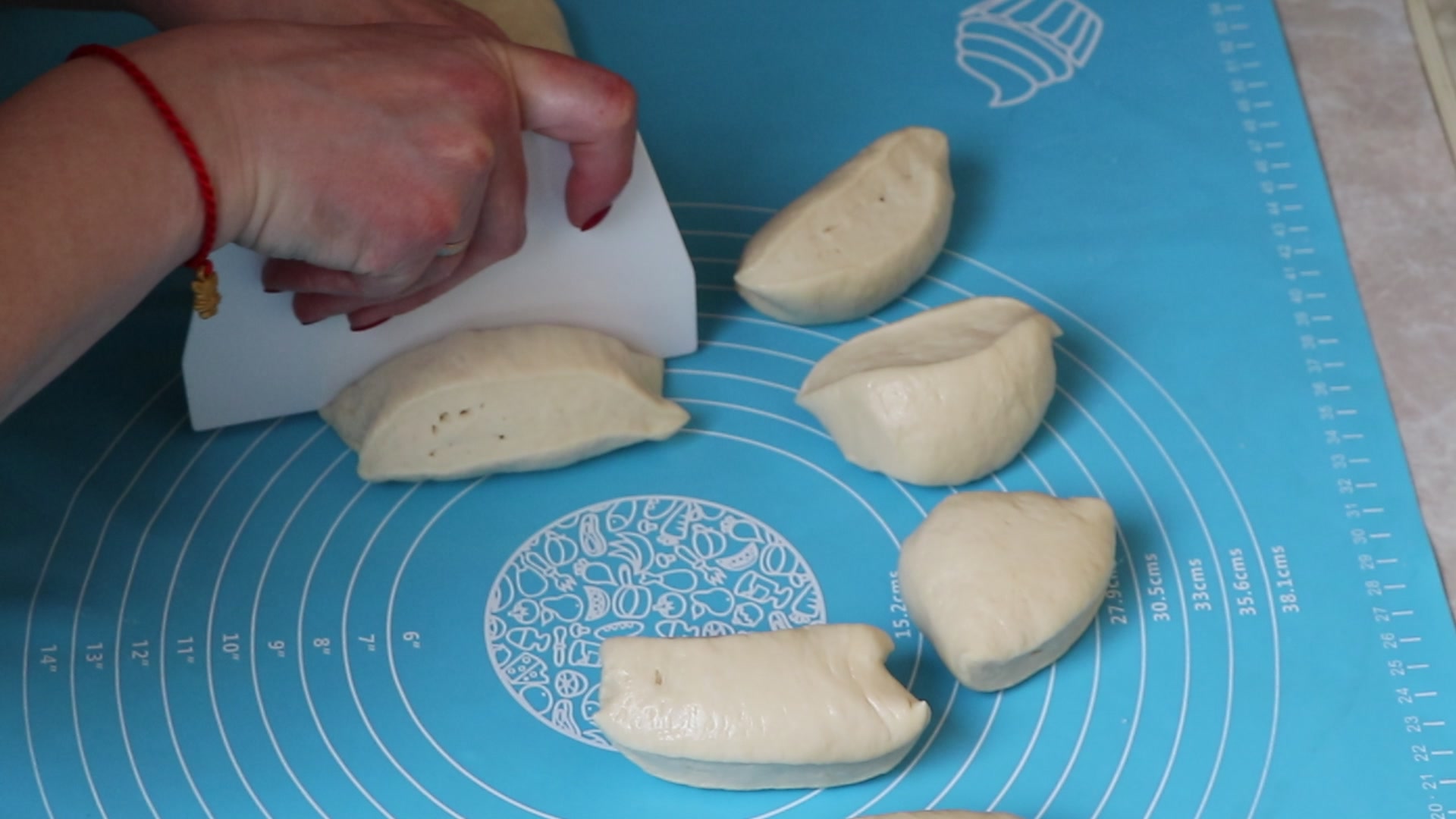 Step 4. Meanwhile, pour the butter into the flour and stir, then gradually pour in the. Soft rolls for sandwiches