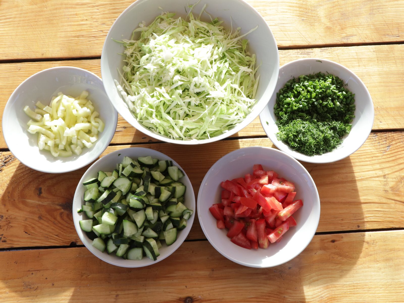 Step 2. Mix all ingredients in a deep bowl. Summer salad