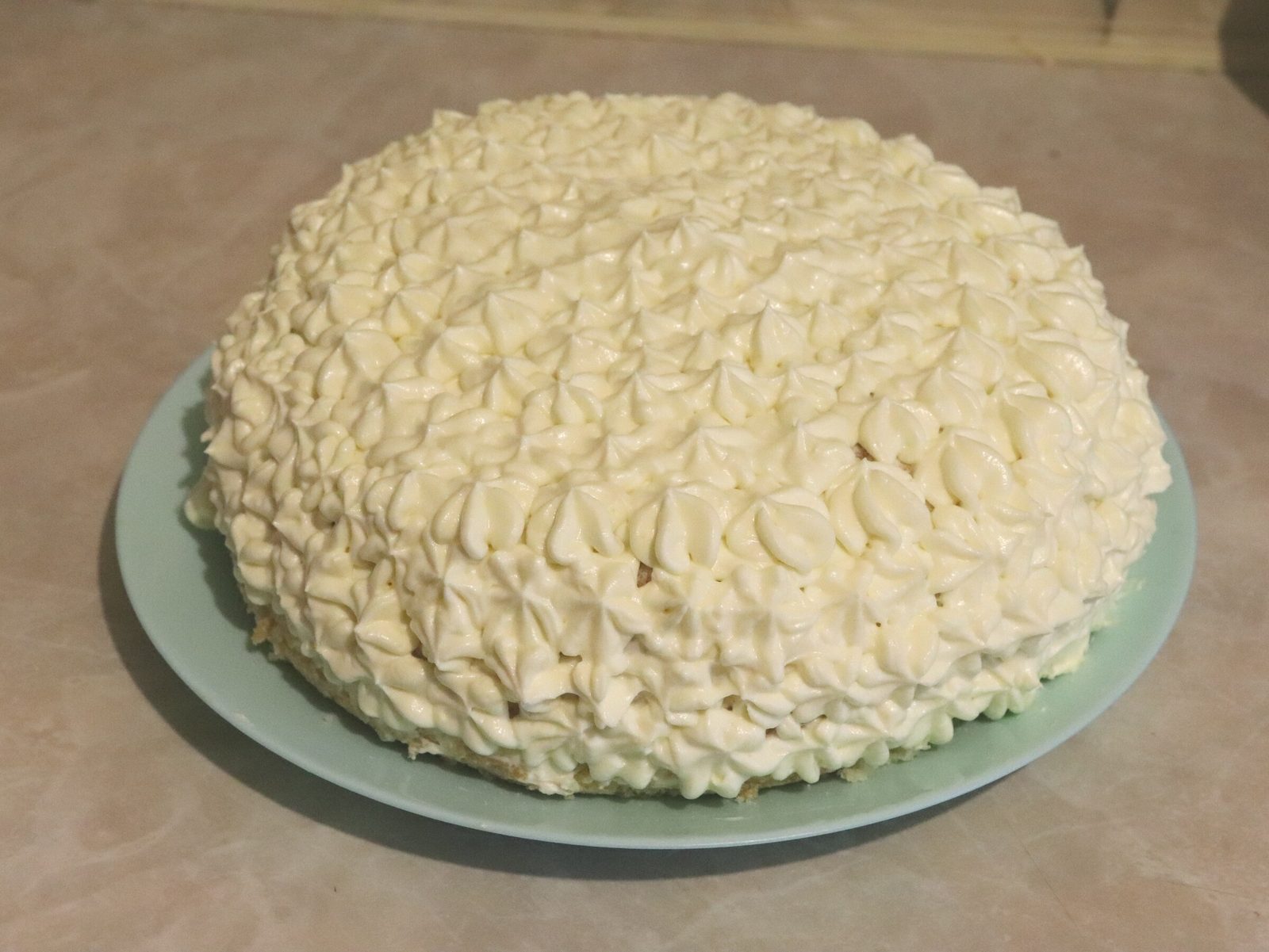 Step 7. This cream holds its shape perfectly and is even suitable for decorating a cake. ‘Tenderness’ cake