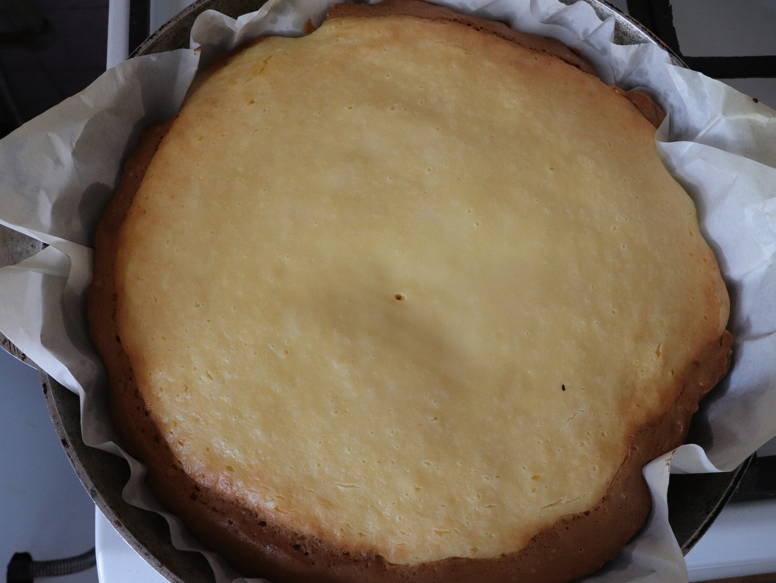Step 4. For the filling, grind the curd cheese with eggs, semolina and vanilla sugar in. ‘Tsar’s’ baked cheesecake