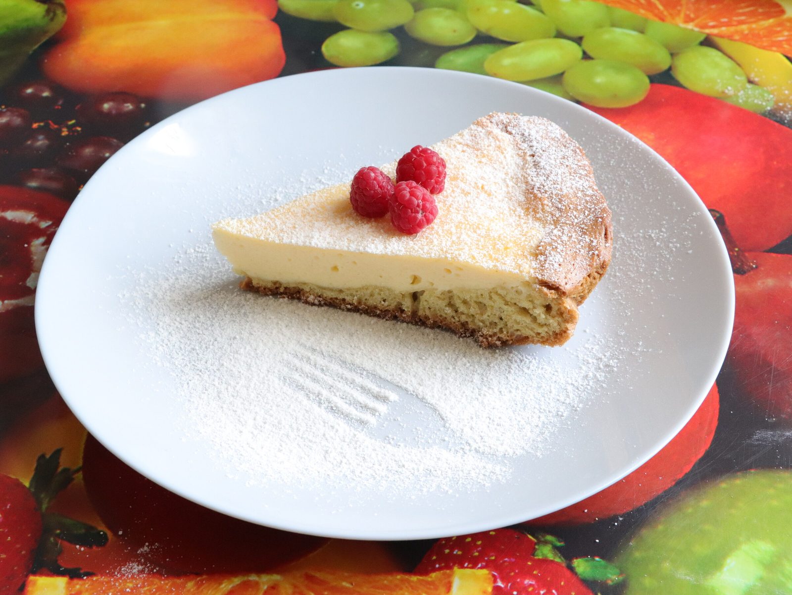 Step 5. Line the pan with parchment and lightly grease it with oil. ‘Tsar’s’ baked cheesecake