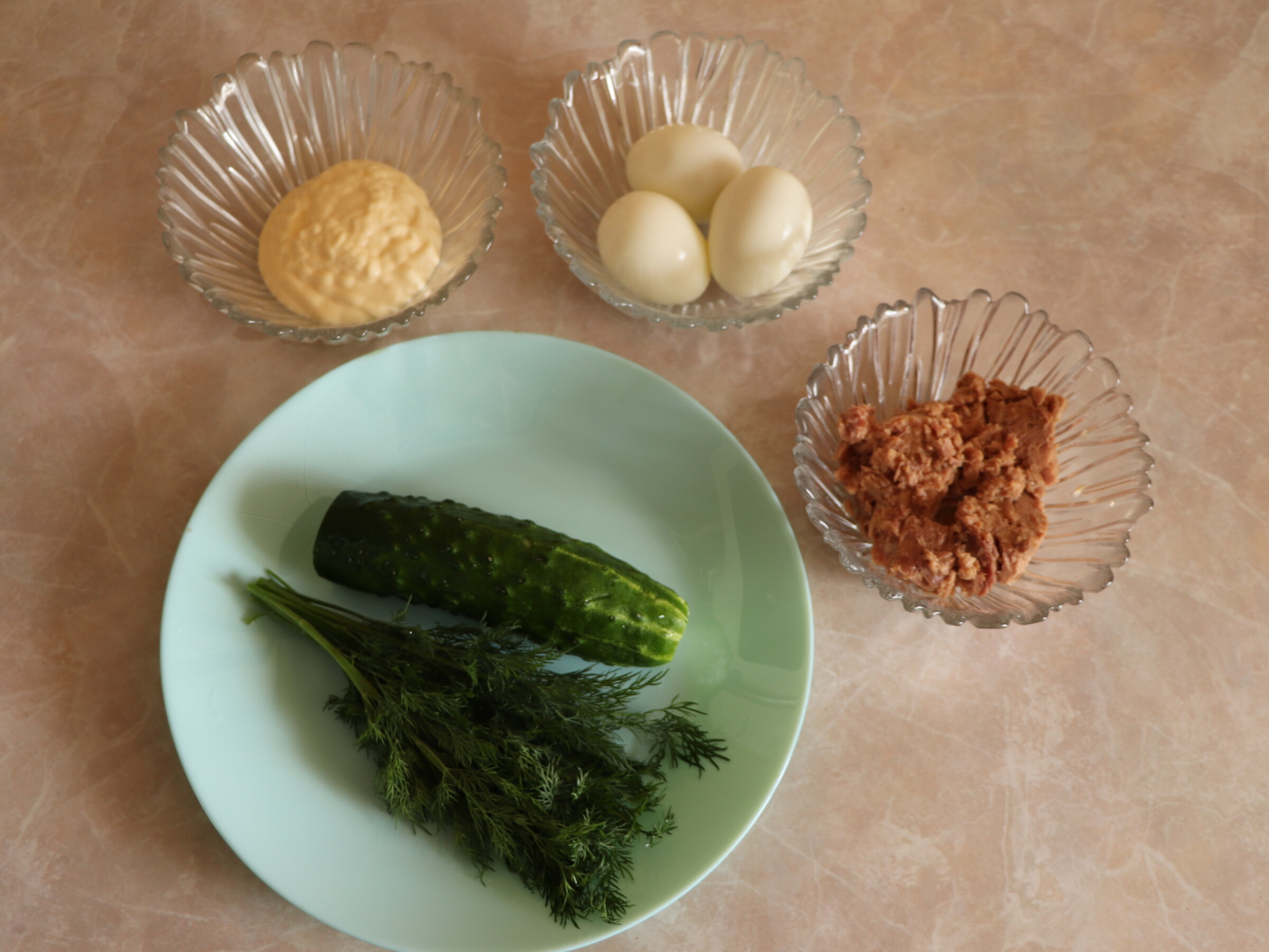 Step 1. This quickest salad is easy and simple to prepare. Tuna, egg and cucumber salad