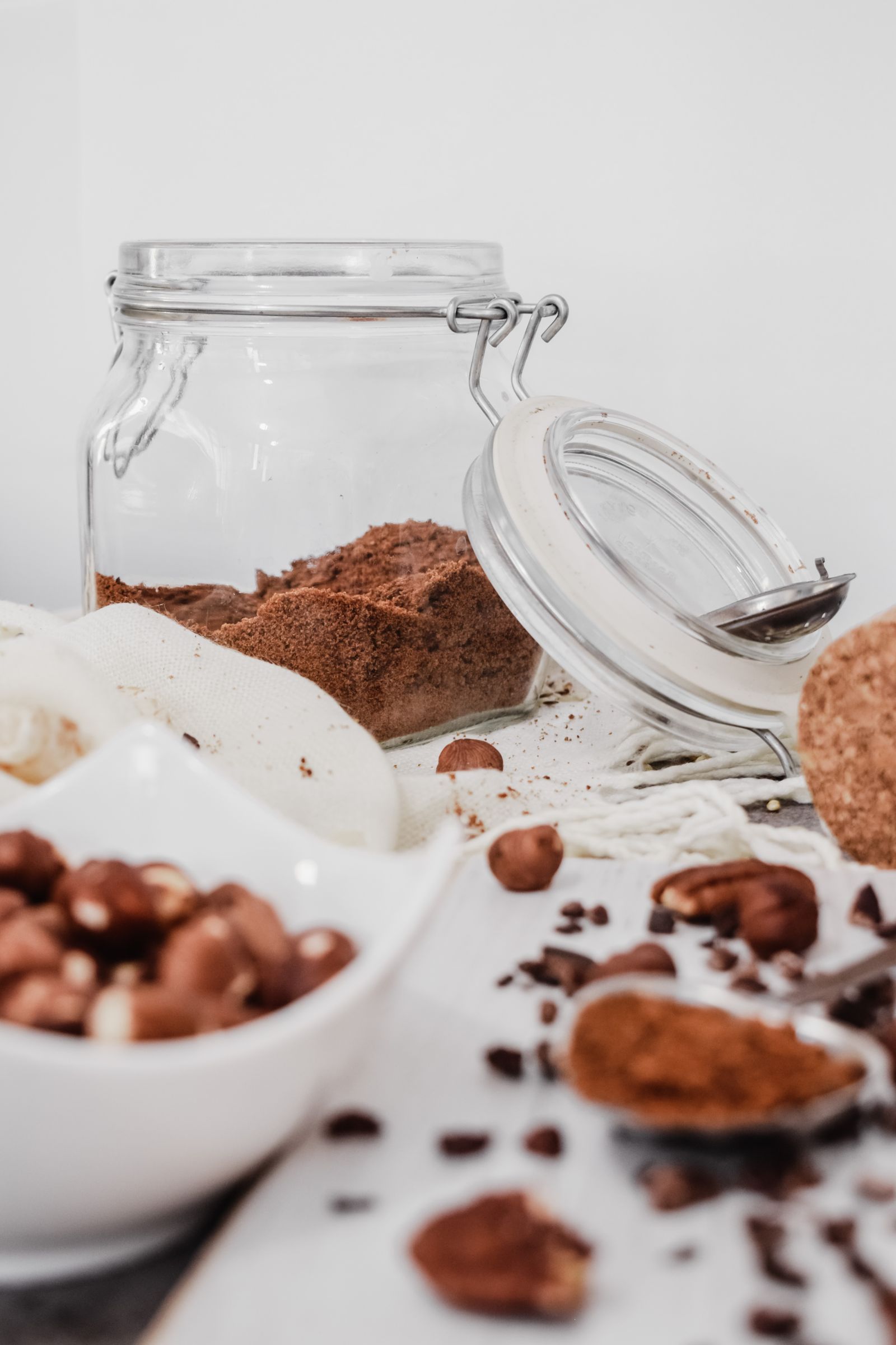 A quiet tin of cocoa — lid tight, cool cupboard