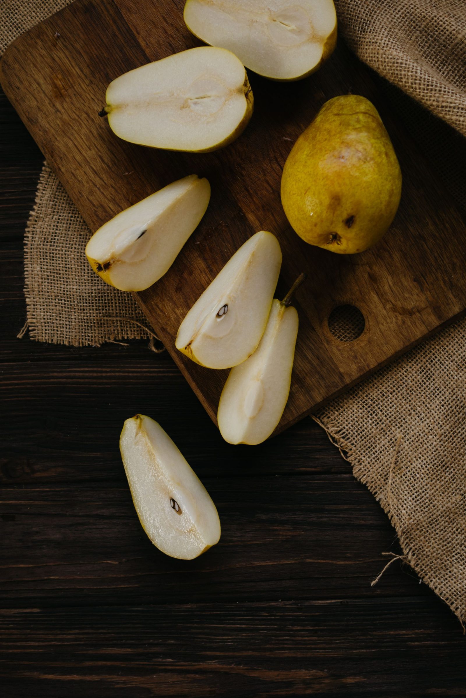 How I keep a cut pear from browning