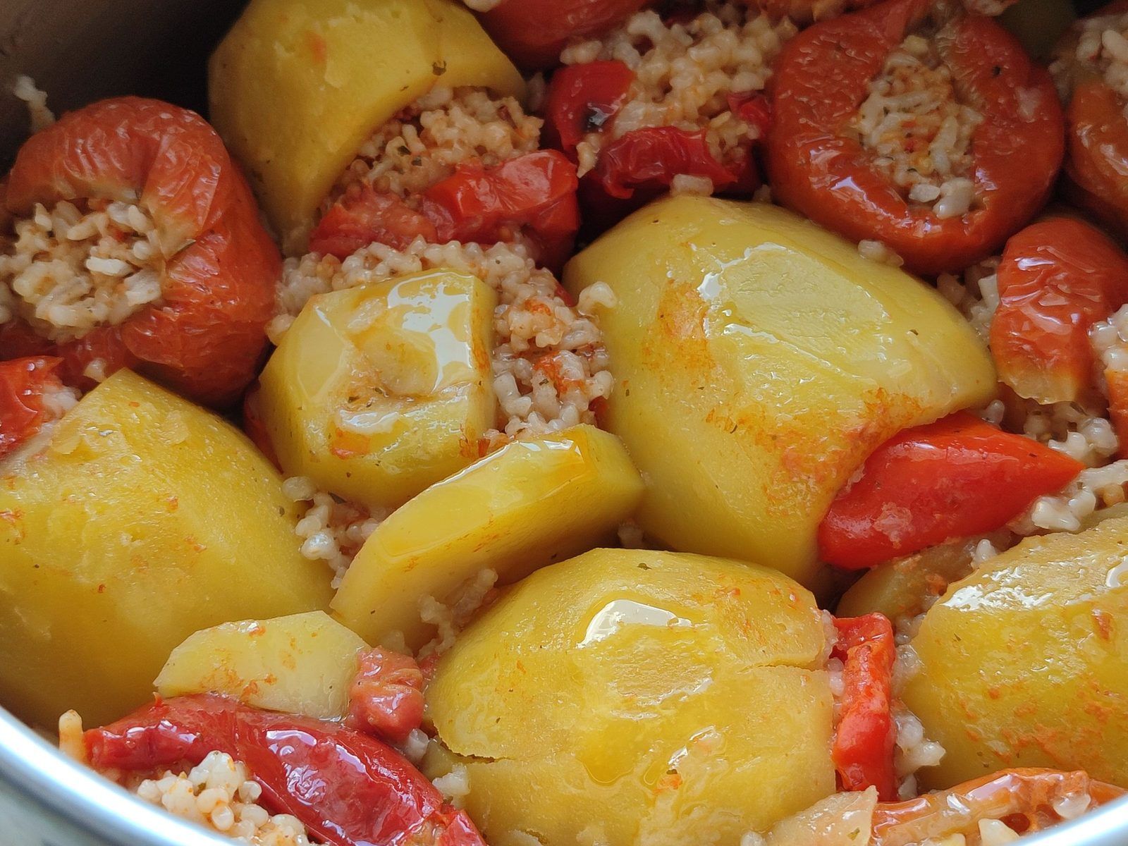 Leftover cooked bulgur — into stuffed peppers tomorrow