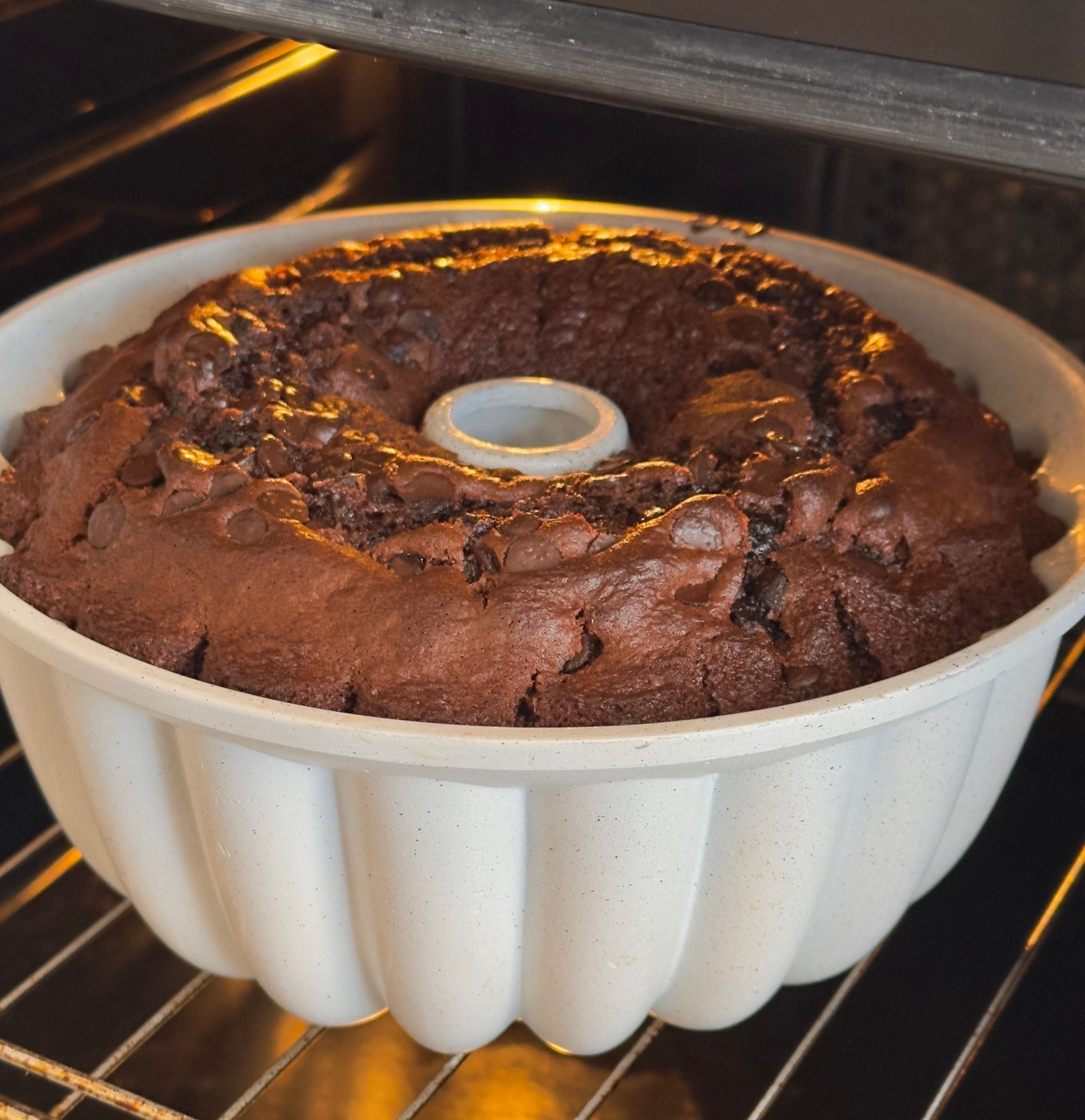 Why I don’t open the oven door on a rising cake