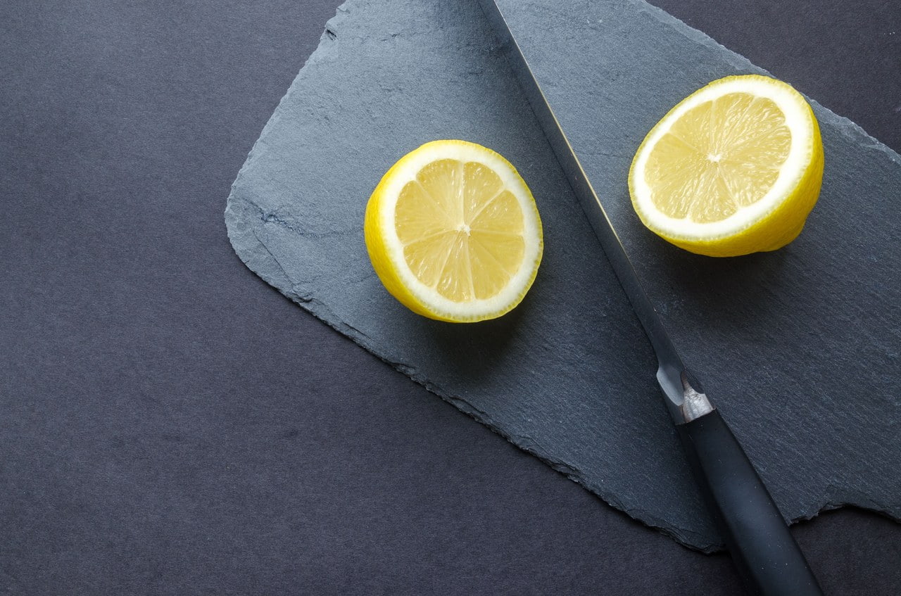 Half a lemon on the board is still tomorrow's dressing