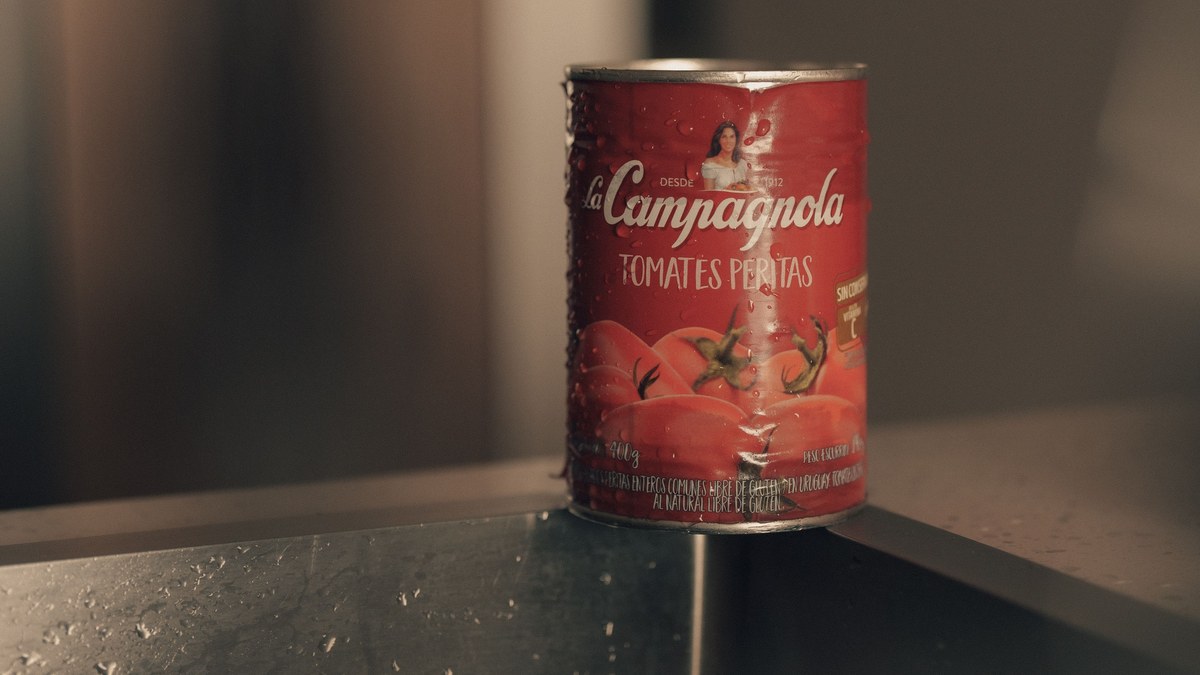 In winter I open the tin without shame