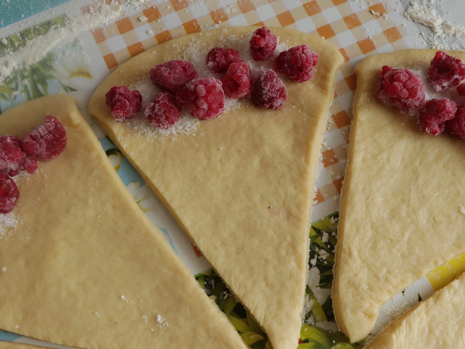 Step 1. Fruits, fresh or frozen Sugar. Fruit or berry croissants