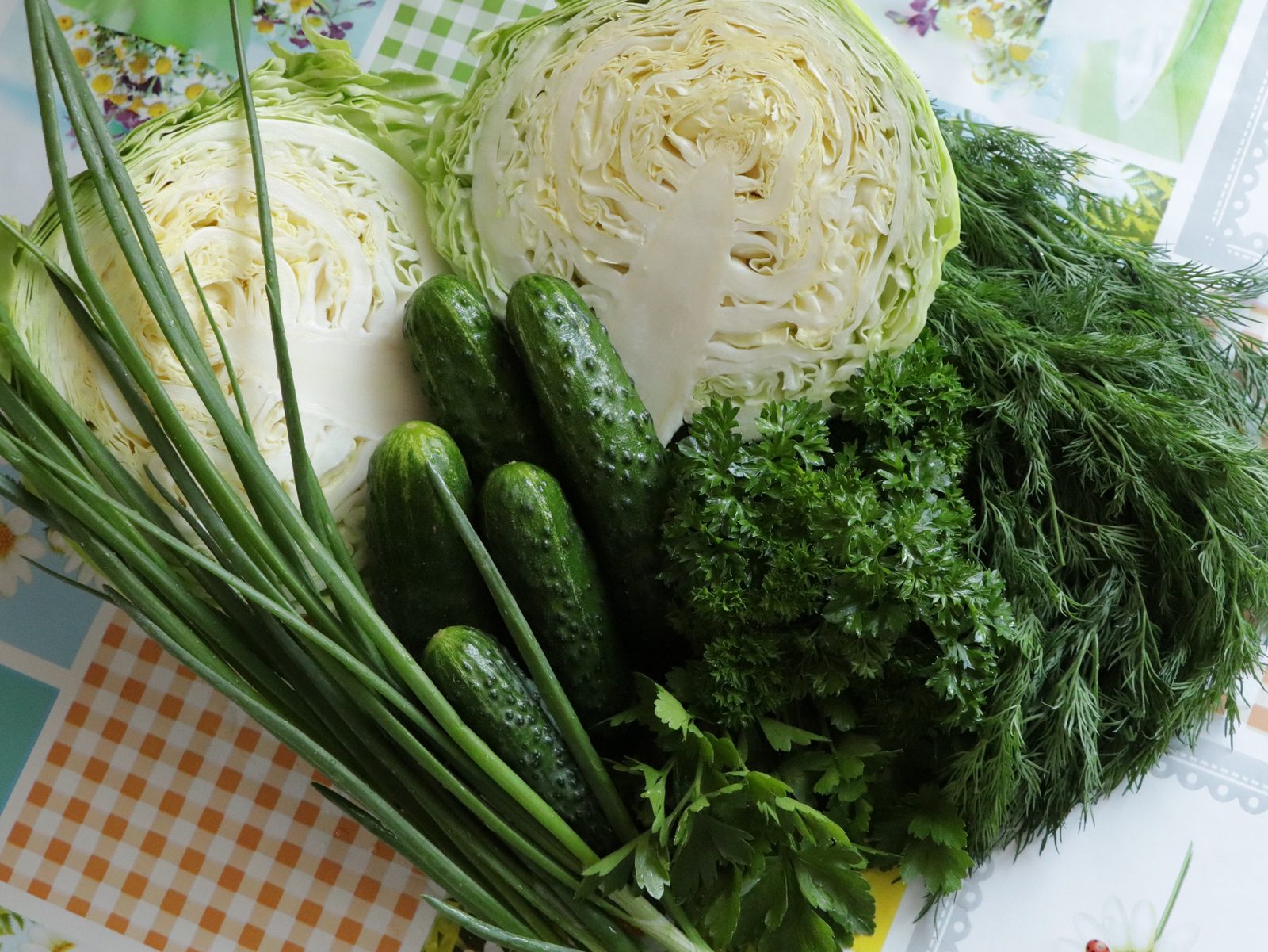 Step 1. Shred the cabbage finely and rub it with your hands so it softens. ‘Freshness’ salad