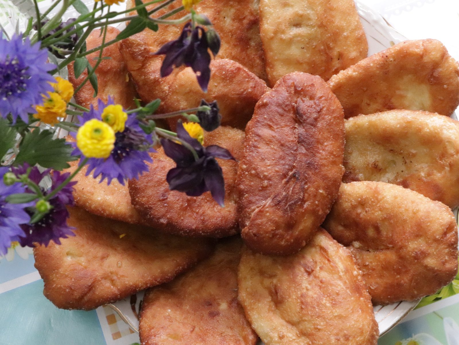 Step 7. This dough recipe is perfect for fried pies with any filling: cabbage, liver,. Fried potato pies